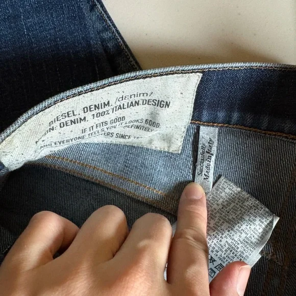Diesel D-Strukt Made in Italy Tapered Destroyed Jeans - Men's Size 33*30 - Blue